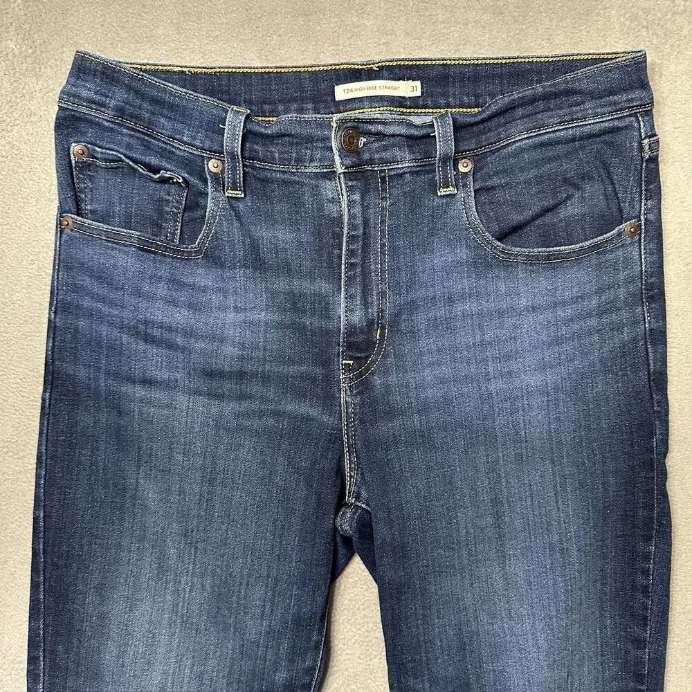 Levis 724 Womens 31x32 High Rise Straight Jeans Blue Stretch Dark Wash Denim EUC